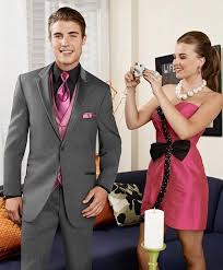 Guys Don T Leave Your Tux Rental For Prom Til The Last Minute Stop In To Chazzmatazz Formal Wear Tailoring For A Great Sel Prom Tux Prom Tuxedo Prom Suits