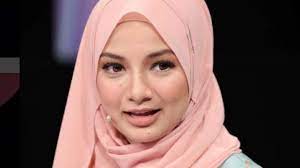 No 10 tu masih mencetus tanda tanya netizen! Artis Hijab Malaysia Masuk Kandidat 100 Perempuan Tercantik