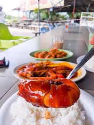 Memancing udang galah, joran diseret kebawah perahu. Foodpornmalaysia On Twitter Kalau Bercuti Dekat Perak Jangan Lupa Untuk Singgah Pekena Masakan Udang Galah Segar Dari Sg Perak Di Restoran D Tepian Sungai Teluk Intan Menikmati Keenakkan Masakan Panas Udang