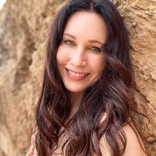 Kathy Ruff's Instagram, Twitter & Facebook