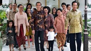 Gibran demikian artikel hari ini tentang biodata jan ethes srinarendra cucu joko widodo , semoga artikel ini bisa bermanfaat bagi kalian yang penasaran. President Jokowi Welcomes Third Grandchild News En Tempo Co Tempo Co