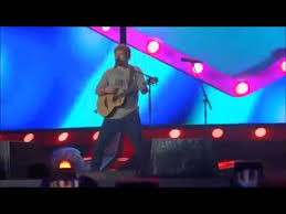 Hey playboy, its about time. Ed Sheeran I Don T Care Live Roma Youtube