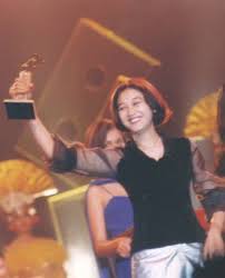 Wikipedia) nike ardilla lahir di bandung tanggal 27 desember 1975 dari pasangan r. Sosok Nike Ardilla Dilla Nafc