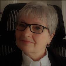 Anna Mandell's Instagram, Twitter & Facebook