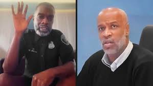 2 Minutes with a wife and a Robo-Wife