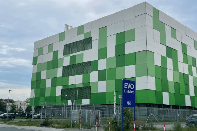 MainCubes FRA01 Data Center