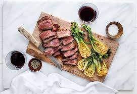Pan Seared Filet Mignon Heinen S Grocery Store In 2020 Pan Seared Filet Mignon Filet Mignon Pan Seared