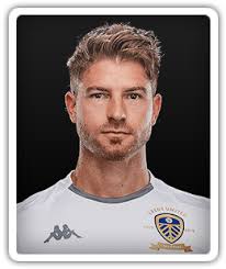 Leeds united ensured that departing duo gaetano berardi and pablo hernandez were recognised prior to their final appearance in a whites shirt this afternoon. Gaetano Berardi Latest Breaking News Rumours And Gossip