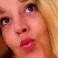 Katy Chester's Instagram, Twitter & Facebook