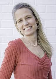 Shelley Baird's Instagram, Twitter & Facebook