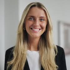 I am incredibly grateful and excited to share that I have accepted an offer  from Goldman Sachs as a 2023 Private Wealth Management Summer Analyst in  Chicago!