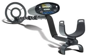 I bought the bounty hunter quick silver with hopes of a decent metal detector, however i was very disappointed. Bounty Hunter Ss2 Sharpshooter Ii Metal Detector Amazon Com Au Lawn Garden
