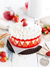Le Fraisier Patissier A La Chantilly Feerie Cake Recette Fraisier Gateau A La Fraise Patisserie