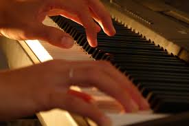 Aprender A Tocar Piano Importa La Edad Aprenda Piano En 3 Meses