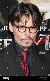 Johnny depp sweeney todd hi-res stock photography and images