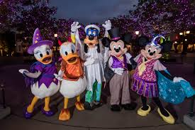 Knott's berry farm discounts with season passes. Halloween 2018 At Universal Studios Hollywood Disneyland Knott S