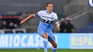 Lucas biglia (5), hernanes (8), antonio candreva (87), álvaro gonzález (15), maicosuel (70) biglia's use of the ball was very good. Da Lucas A Lucas Biglia Leiva Senza Rimpianti Lazio News 24