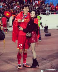 Đang phát jack, tiến linh, quang hải…và những hình ảnh chưa công bố trong trận tiếp lửa yêu thương sau khánh vân, đại diện việt nam tại miss universe 2021 khoe thân hình nóng bỏng ; Tiáº¿n Linh Va Sá»Ÿ Thich Dá»‹ Chá»‰ Yeu Báº¡n Gai HÆ¡n Tuá»•i Cáº§u Thá»§