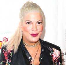 Victoria davey spelling is an american actress and author. Tori Spelling Biography Net Worth Husband Children Family Age Facts Height Tv Shows Parents