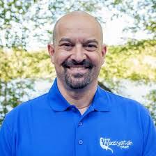 Gregg Parker's Instagram, Twitter & Facebook