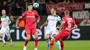Der leverkusener profi fällt diesmal mit einem pechvogel sven bender: Exklusiv Sven Bender Im Interview Uber Leverkusen Peter Bosz Und Erling Haaland Eurosport