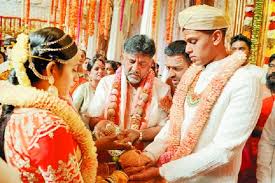 Li, who is a grandson of the city state's founding leader lee kuan yew, said at the weekend he had retained singapore attorney abraham vergis, of the firm providence law asia, to represent him. Shivakumar S Daughter Ties Knot With Bjp Leader S M Krishna S Grandson The Hitavada