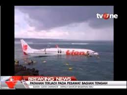 Sabtu, 9 januari 2021 20:30. Berita Hari Ini Video Pesawat Lion Jatuh Di Laut Bali Youtube