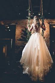 Foto The Lovely Find Wedding Dresses Whimsical Fairytale Bridal Bride