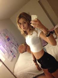 Acacia brinley clark coloring my hair blue! My Hair Is Short Image By Acacia Brinley Clark