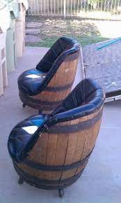 Avec un canapé, une table basse et un ou plusieurs fauteuils, votre jardin ou votre terrasse deviennent. Fauteuil Tonneaux Meubles En Tonneau Fauteuil Tonneau Meubles De Tonneau De Vin