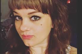 Shannon Clements's Instagram, Twitter & Facebook