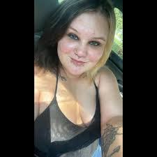 Alyssa Charlton's Instagram, Twitter & Facebook