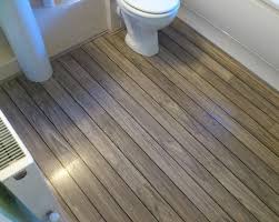 Suelo Laminado Quick Step Lagune Teca Gris Con Acabado Barco Laminate Flooring Bathroom Best Bathroom Flooring Waterproof Laminate Flooring