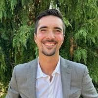 Meaghan Oliver's Instagram, Twitter & Facebook