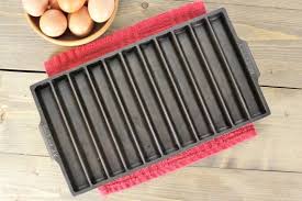 Cast Iron Corn Bread Pan Erie Breadstick Pan Griswold Erie In 2020 Cast Iron Corn Bread Pan Cornbread Cast Iron Bakeware