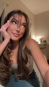 Nicole Bramer's Instagram, Twitter & Facebook