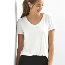 The 10 Best T Shirts For Women According To Our Readers Allesandra ambrosio, brazilian model, white t shirt, white tee, luxury fashion, black and white photography, portrait, victorias secret model the 10 best t shirts for women