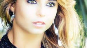 Eleonora Puglia in giuria nel programma di C5 "All together now"