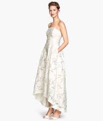 The 99 H M Dress You Could Totally Wear As A Wedding Dress Long Bandeau Dress Maxi Dress Sale Lace Dress