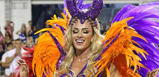 She gained prominence in 2008 when she took up the job of a reporter for a tv show called. Brazilian Instagram Fitness Model Juju Salimeni Goes Nearly Naked For 2019 Carnival Ahead Of New Reality Show The Inquisitr