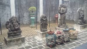 His maternal grandfather had four batik. File Rumah Go Tik Swan 11 Jpg Wikimedia Commons