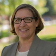 Patricia Hinde's Instagram, Twitter & Facebook