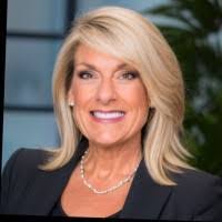 Donna Blizzard's Instagram, Twitter & Facebook