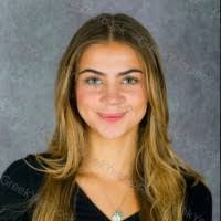 Michelle Hinze's Instagram, Twitter & Facebook