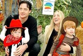 Я почувствовал комок в горле и думал, что сейчас разревусь. Brendan Frejzer Brendan Fraser Biografiya Foto Lichnaya Zhizn Ego Zhena I Deti 2018 Biografii