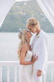 Cassie And Kayla Virgin Islands Lesbian Wedding Lesbian Wedding Photos Lesbian Bride Lesbian Wedding Attire