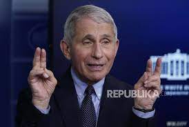 Fauci is either a liar or a fraud 237,287 ap photo/alex brandon. Dr Fauci Ungkap Cara Mengakhiri Pandemi Republika Online