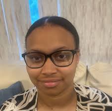 Renee Salter's Instagram, Twitter & Facebook