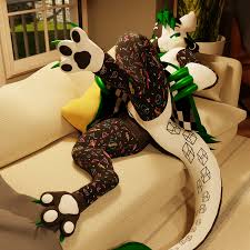 Fursuit head and paws