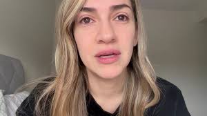 🔅 *JUEVES DE VIVALAVI*🔅🎂 *UNA DULCE PARADA*🎂Estrenamos sección, Héctor  Garza regalando pasteles en los camiones🚌 😱🔮 *ESOTERISMO*🔮Crea un  rincón de la abundancia 💫🍴 *RECETA*🍴Prepara unas alitas con BBQ de  naranja 🍗🍊#Canal6 ~